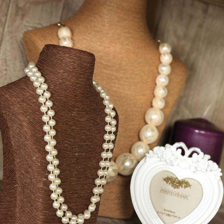 Classic Jewellery Display Bust – Cream, Large 35cm