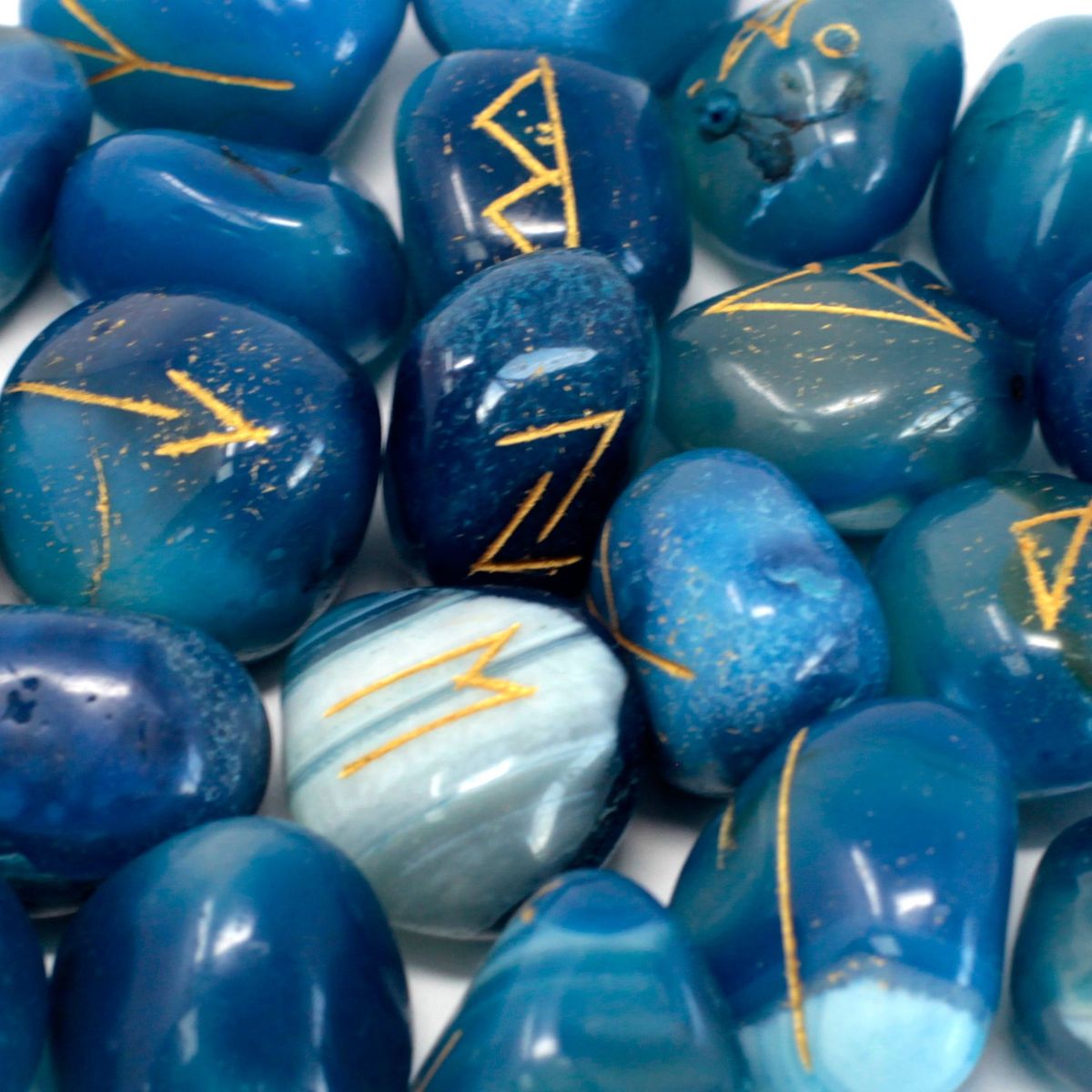 Rune Stone Set in Pouch – Blue Onyx