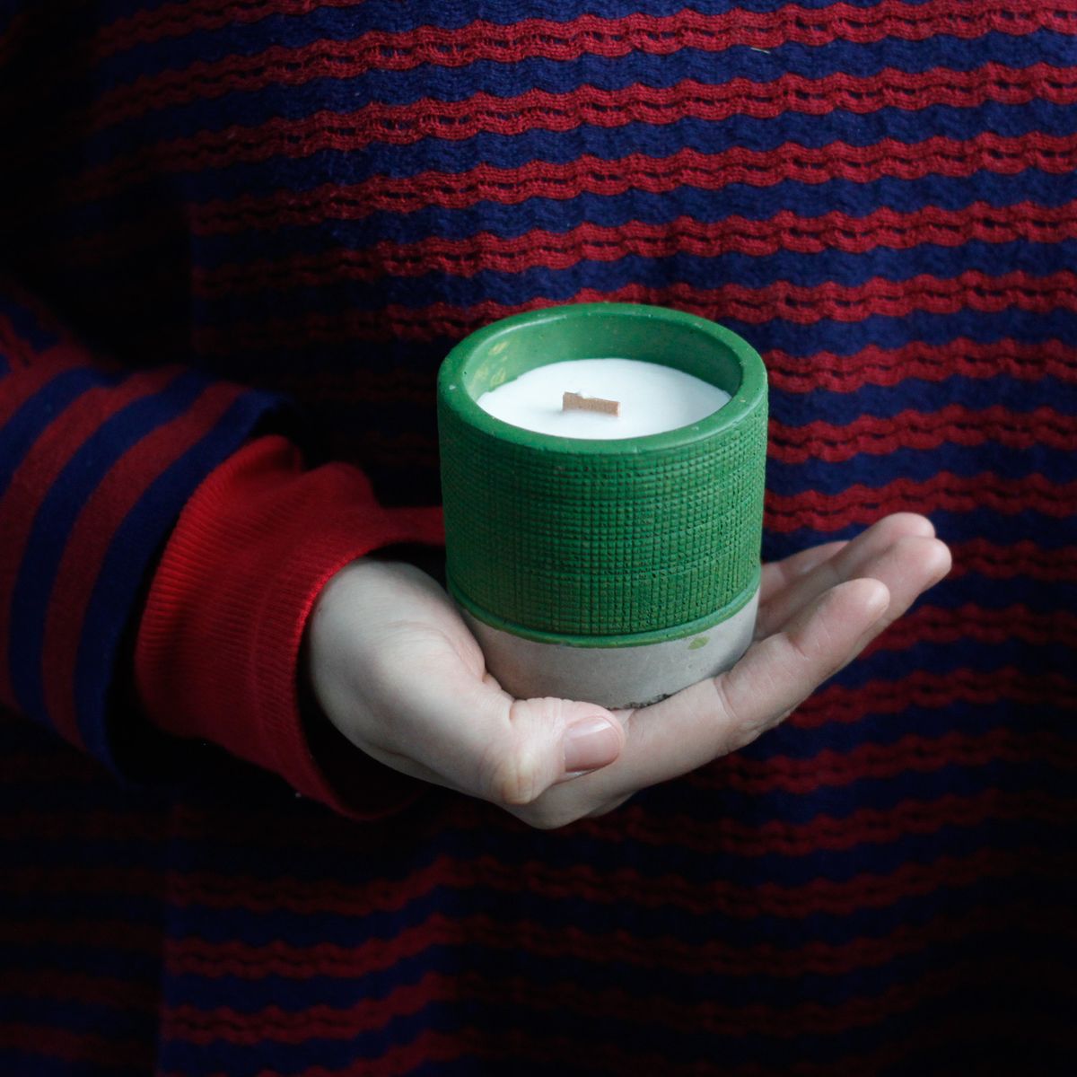 Concrete Wooden Wick Candle – Sea Moss & Herbs, Green Pot