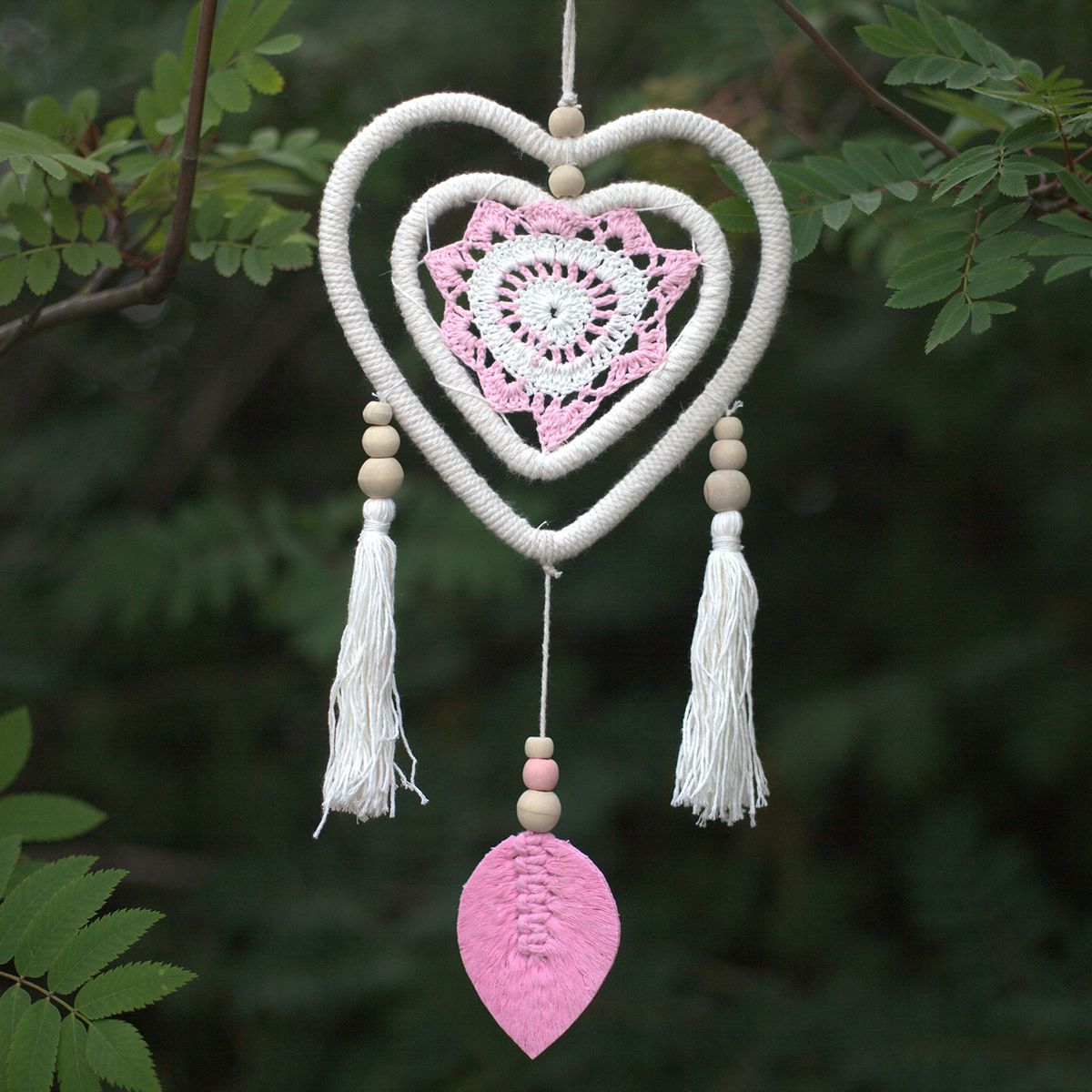 Heart in Heart Dreamcatcher – Medium, Pink