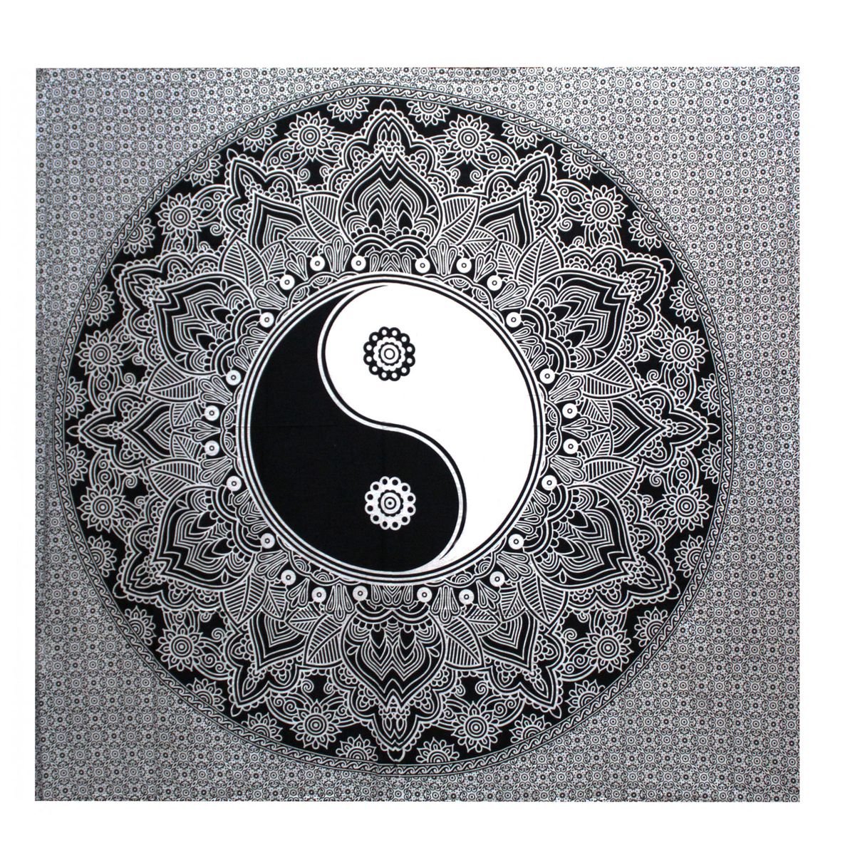 Black & White Double Cotton Bedspread – Yin Yang