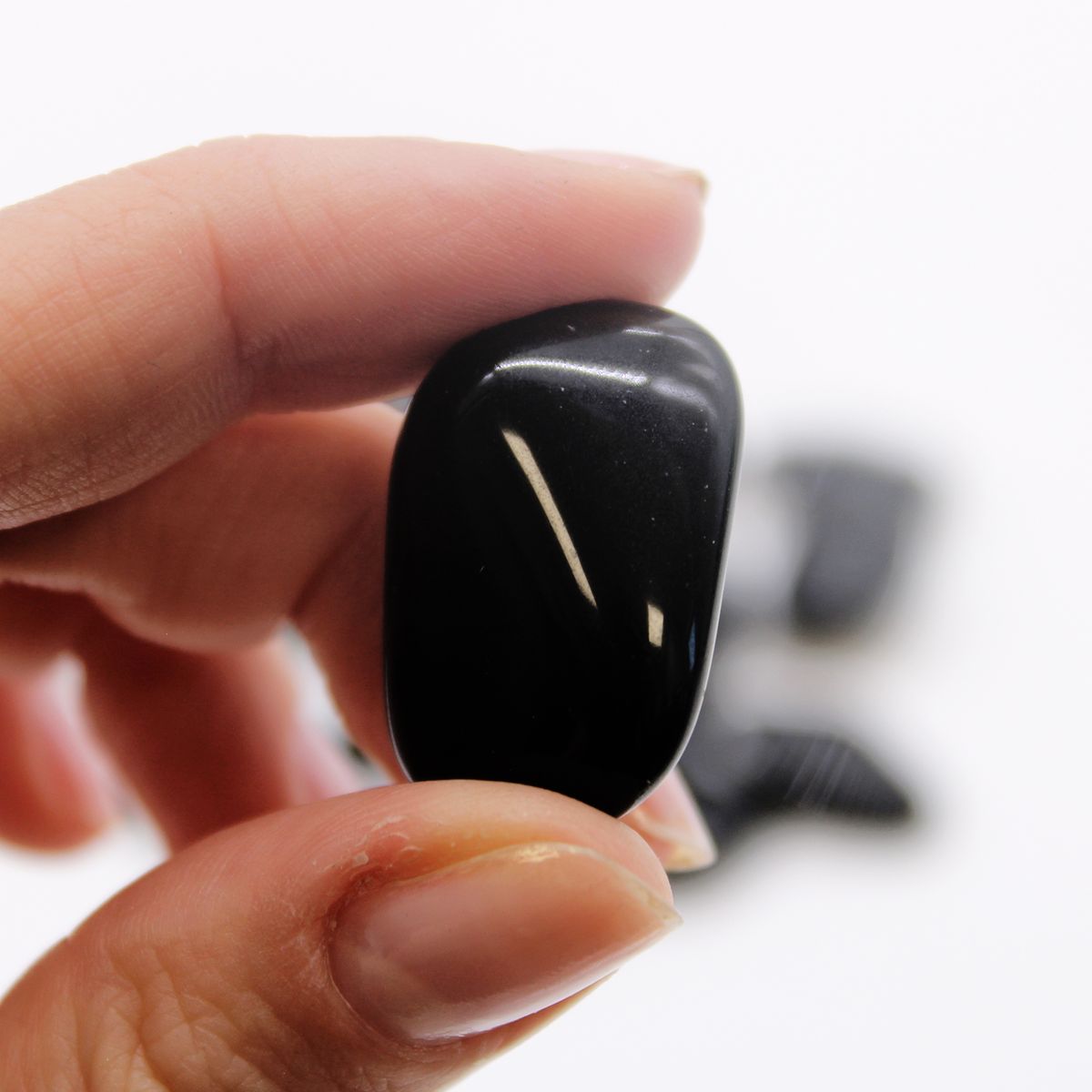 Black Obsidian Tumble Stone – Medium