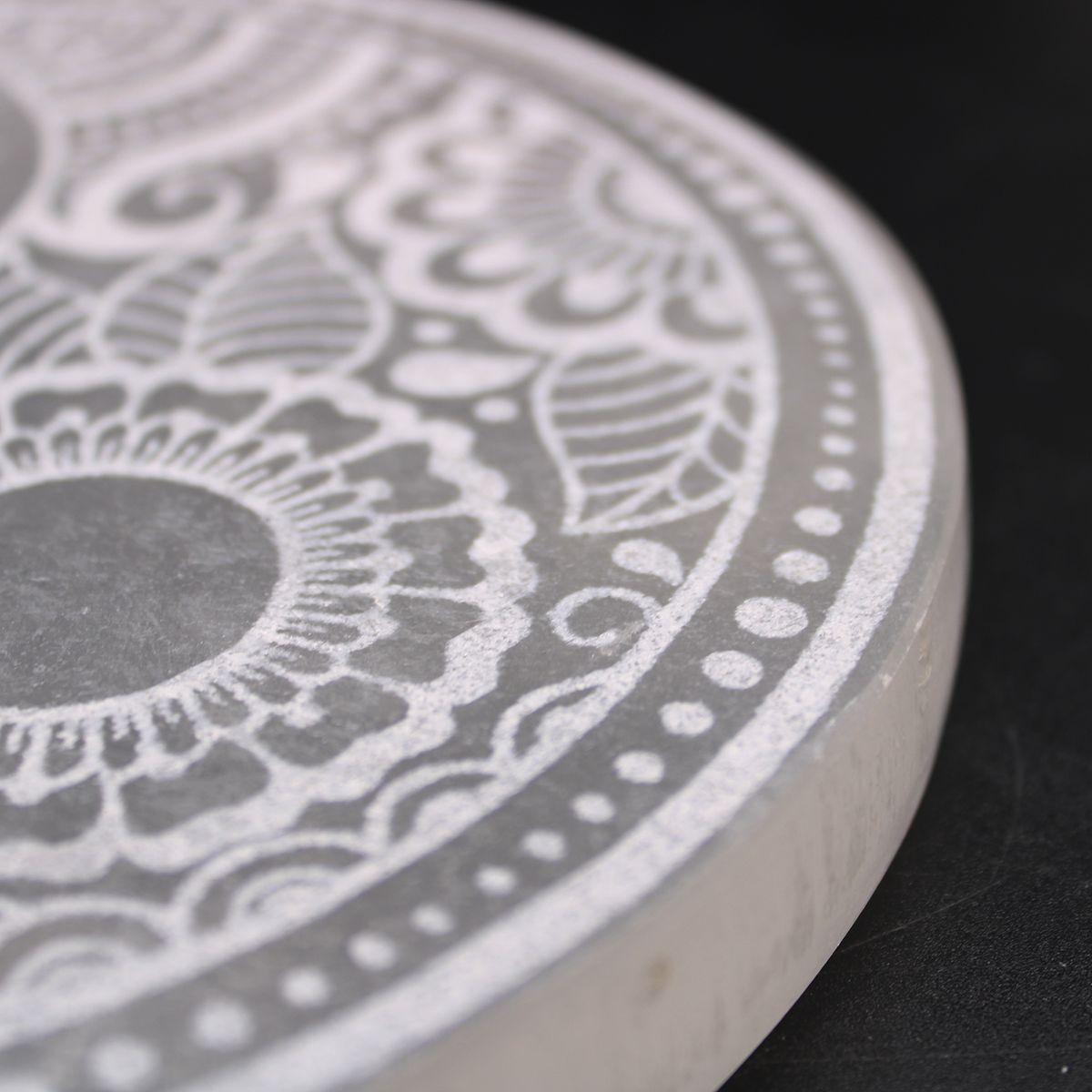 Selenite Charging Plate – Feng Shui, 18cm