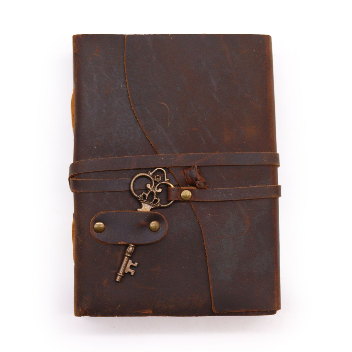Oiled Leather Journal with Key – 200 Deckle-Edged Pages, 13x18cm