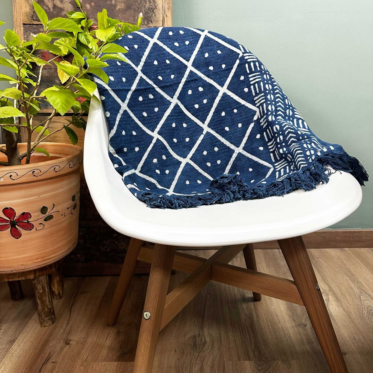 Handmade Indigo Cotton Throw – Midnight Heerak, 170 x 120cm