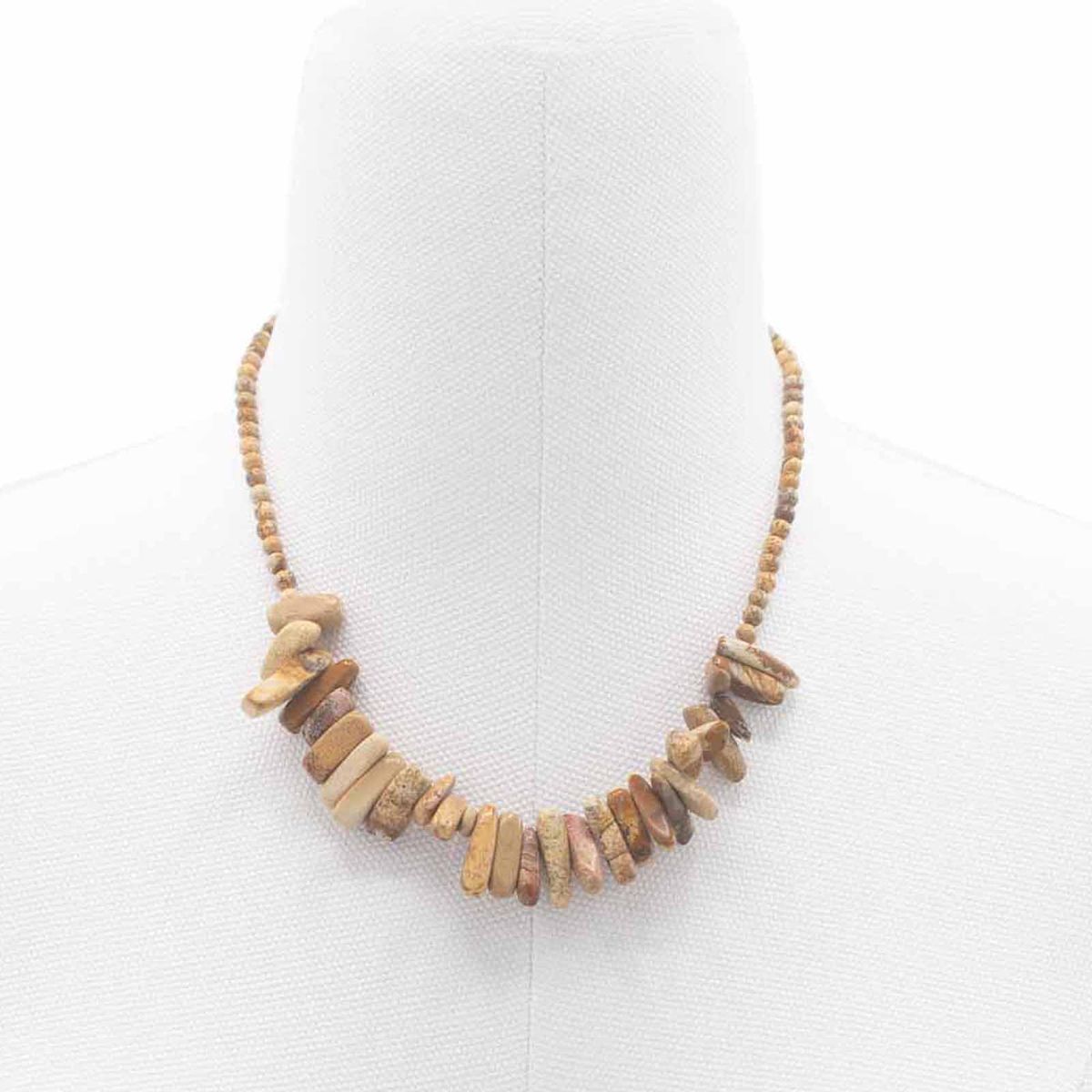 Longstone Gem Necklace – Map Stone