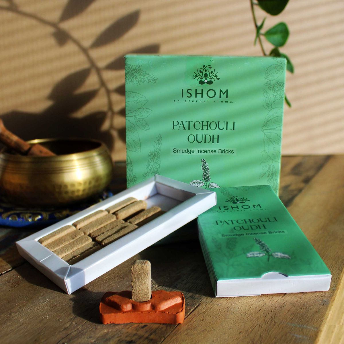 Natural Smudge Incense Bricks with Burner – Patchouli Wood, Pack of 15
