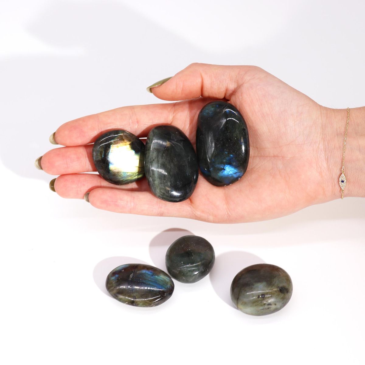 Madagascar Labradorite Palm Stone – 55-60mm