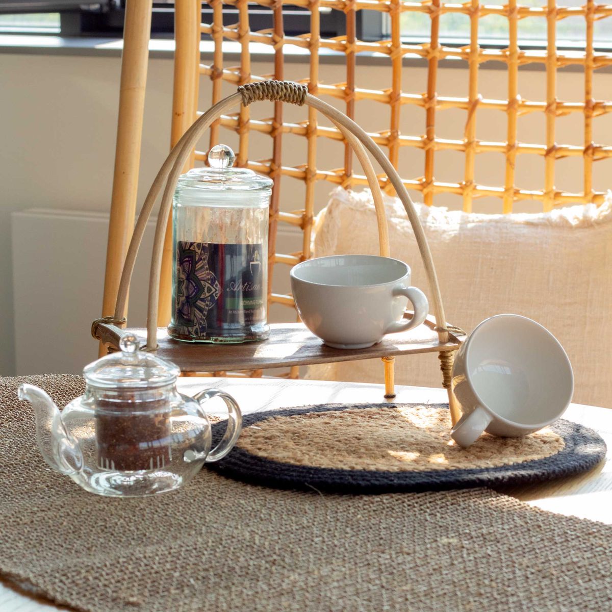 Coconut Leaf Tea Stand – Natural
