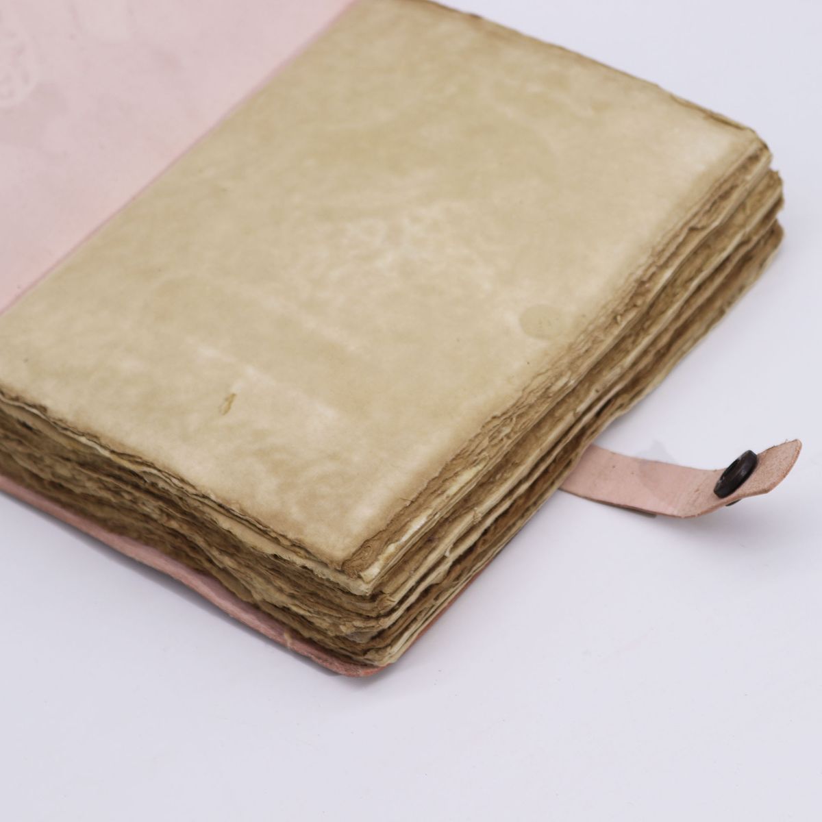Checkmate Leather Notebook – Light Tan, 200 Deckle-Edged Pages