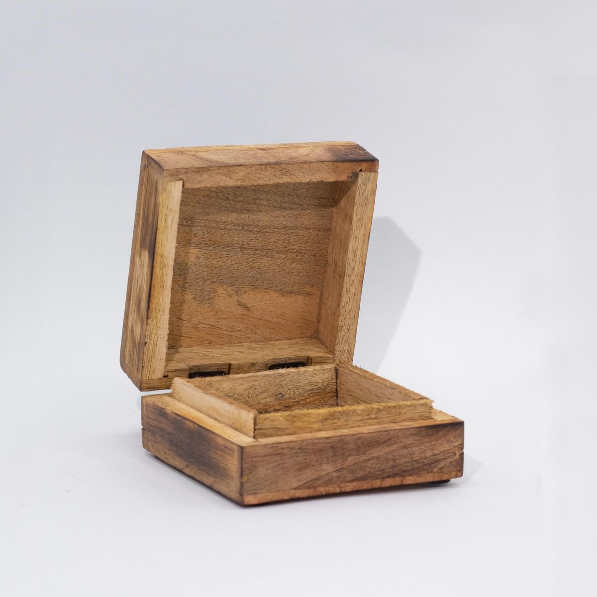 Hop Hare Small Enamelled Square Box – Wolf & Moon