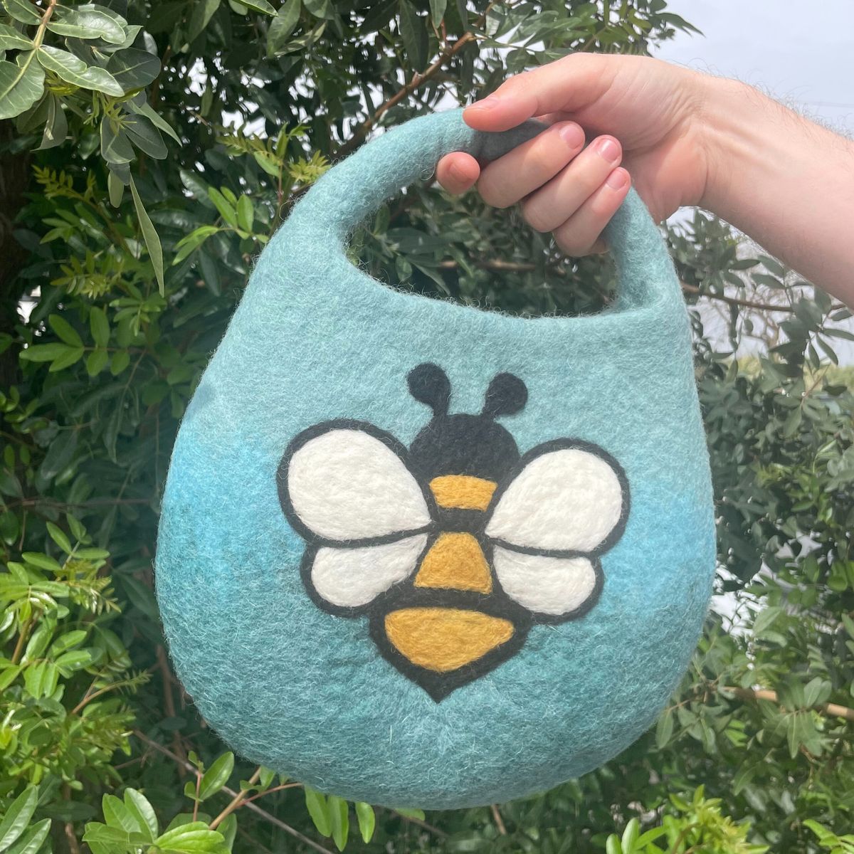 Water Felted Bee Bag with Magnet Clasp – Blue Green