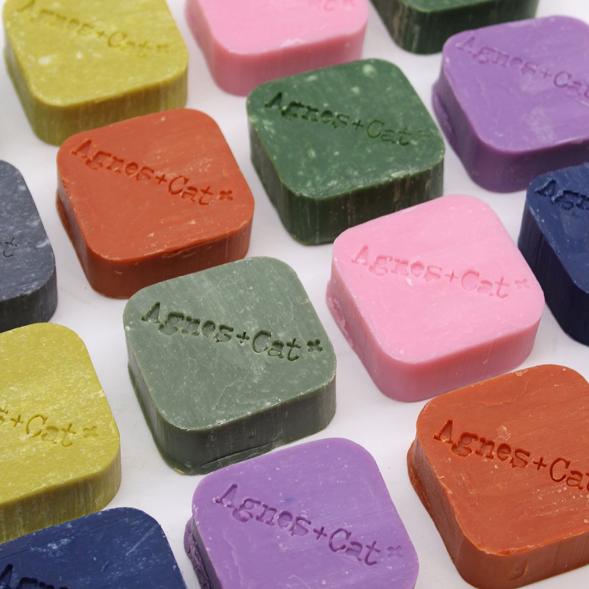 Agnes + Cat Solid Shampoo – Pressed Peonies