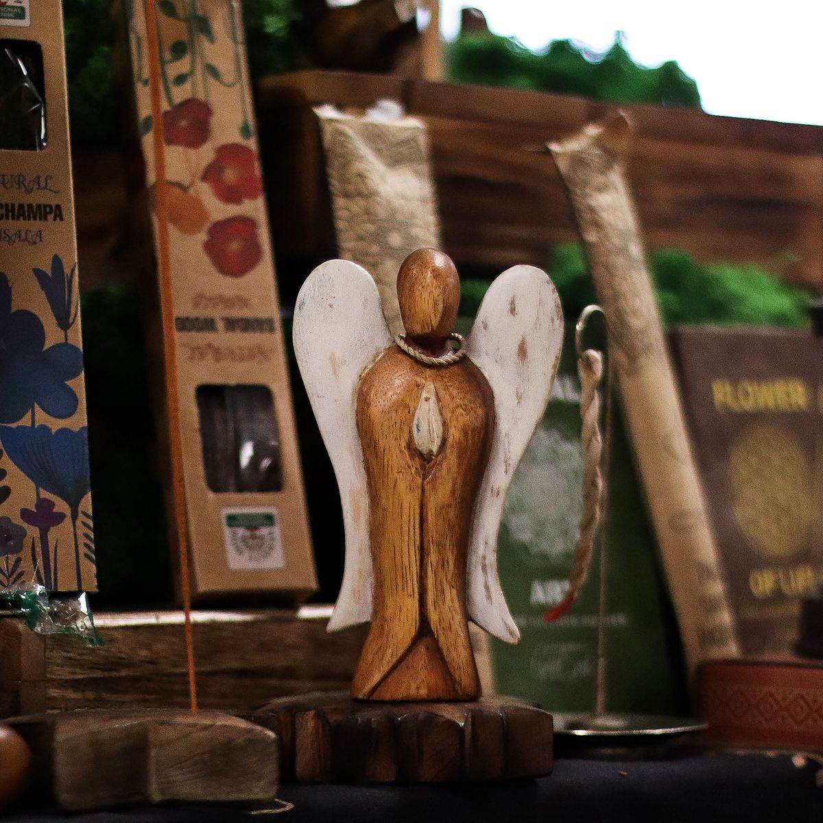 Hati-Hati Wooden Angel – Peace, 15cm