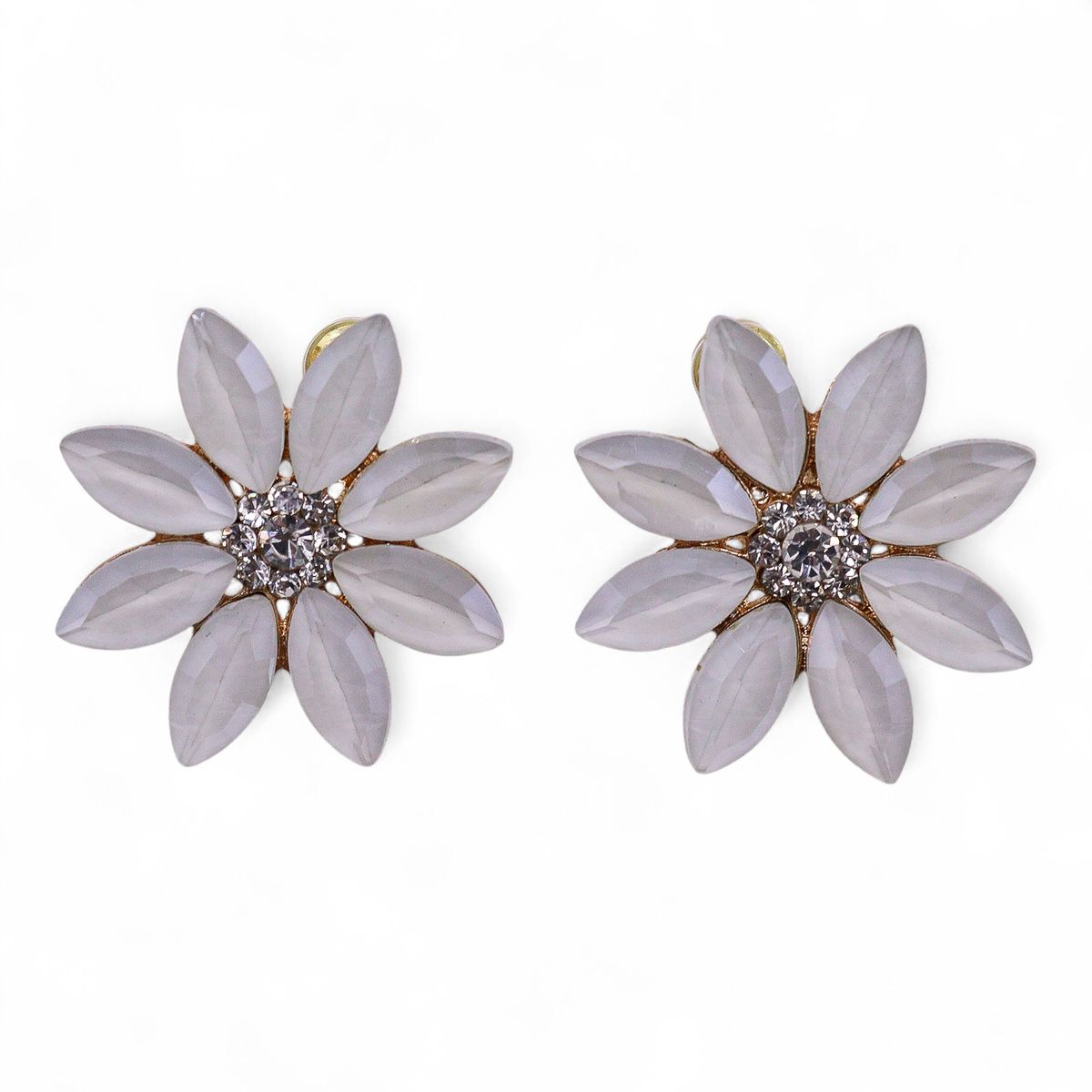 Vintage Glass Flower Earrings – Pearl