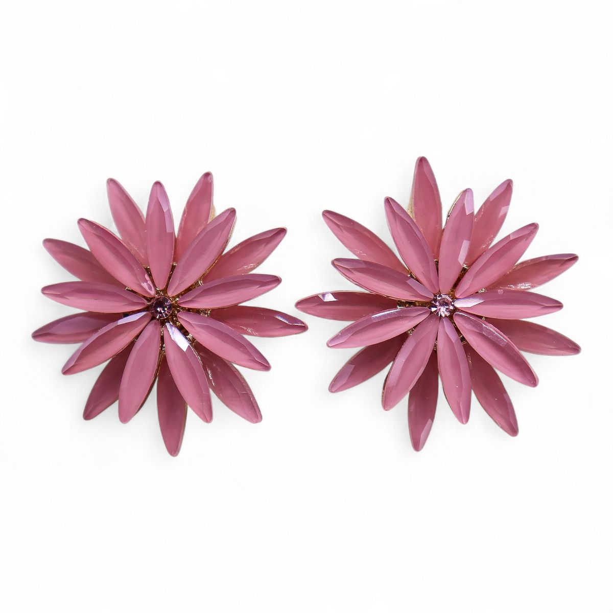 Vintage Glass Flower Earrings – Soft Pink