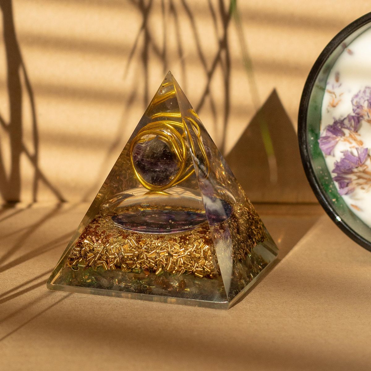 Orgonite Pyramid with Wire-Wrapped Amethyst – 7x6cm