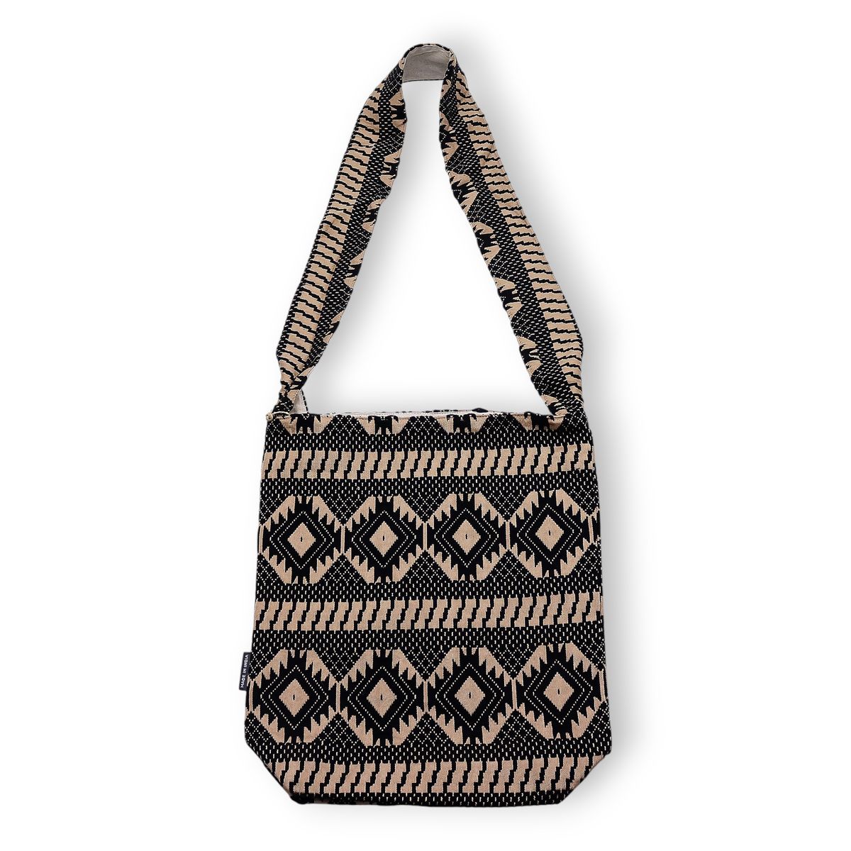 Nomad Sari Jacquard Carryall Bag – Desert Loom