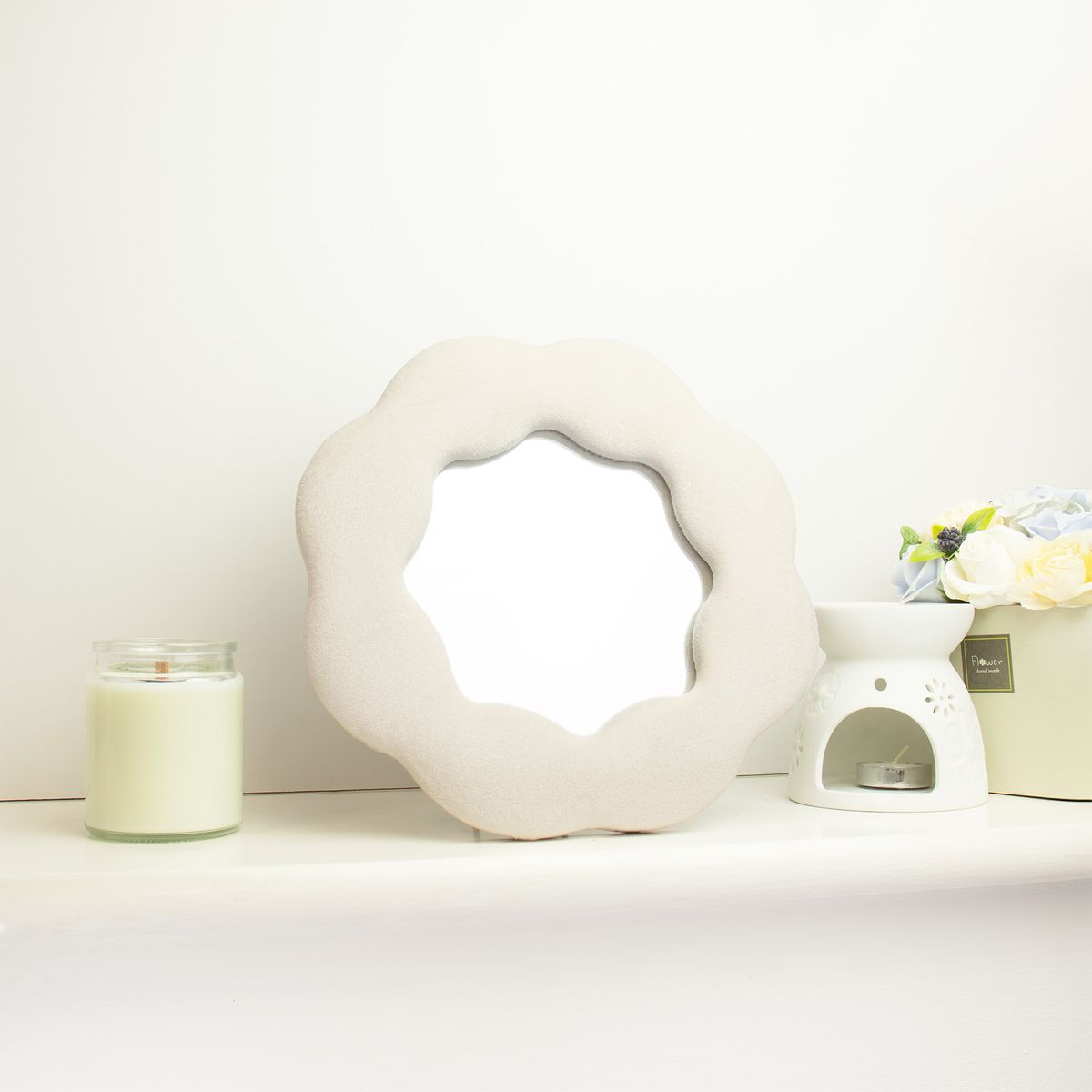 Soft Squiggly Mirror – Flower, Stone, 25.4x25.4cm