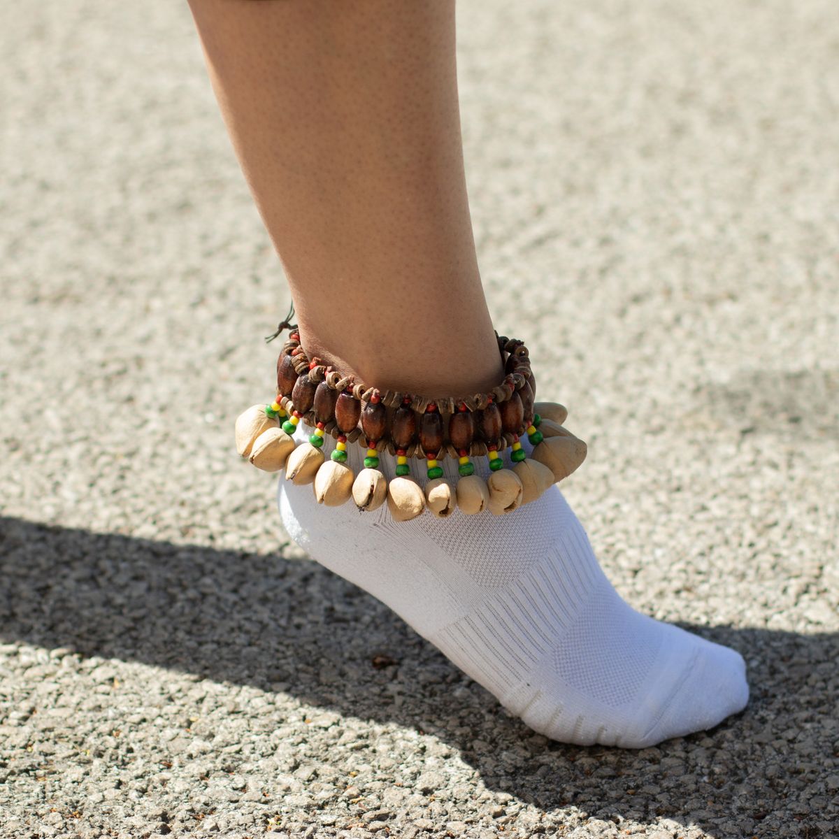 Kenari Shell Ankle Shaker Rattle Bracelet – 20 Shells