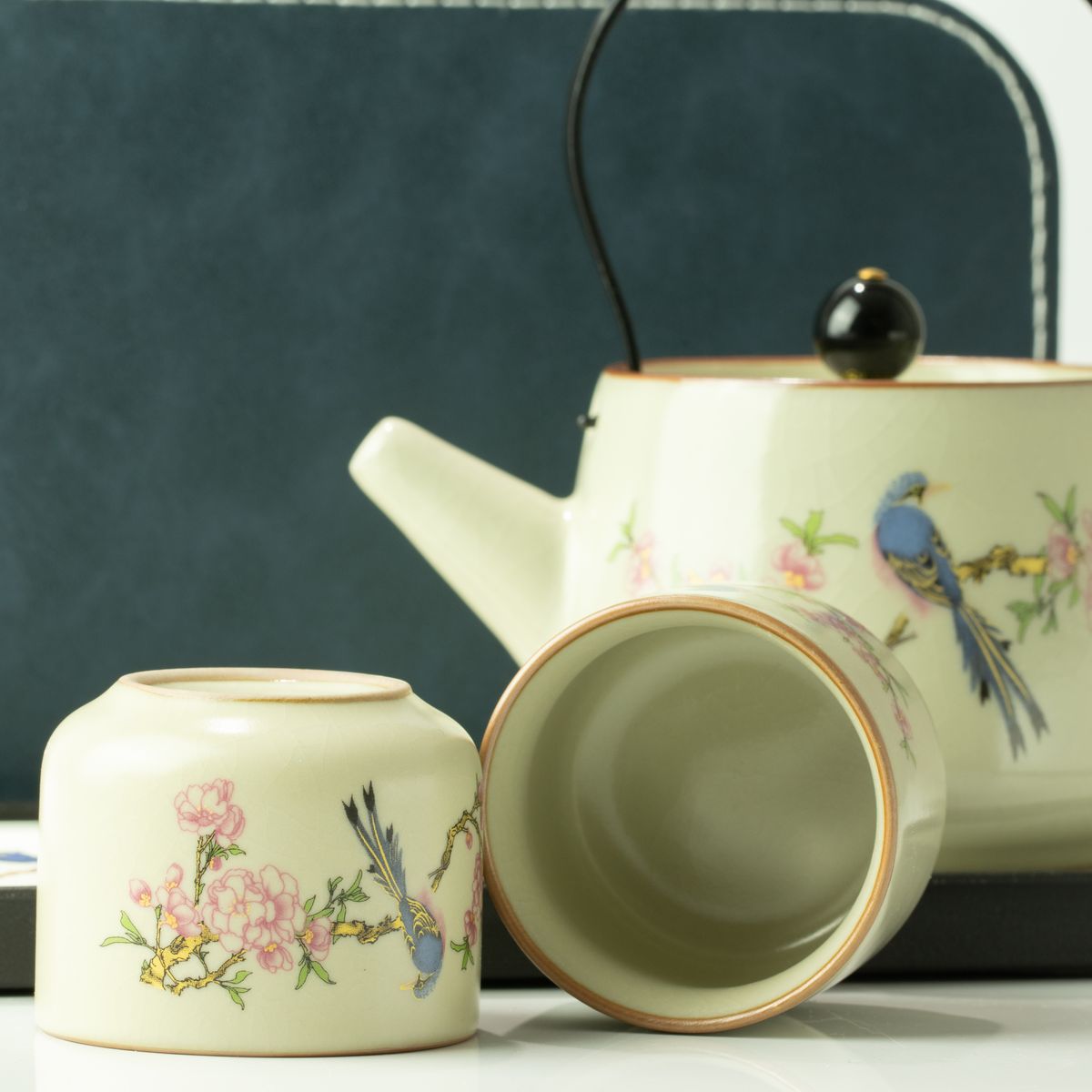 Travel Teapot Set with Two Cups – Blue Bird Qing Dynasty