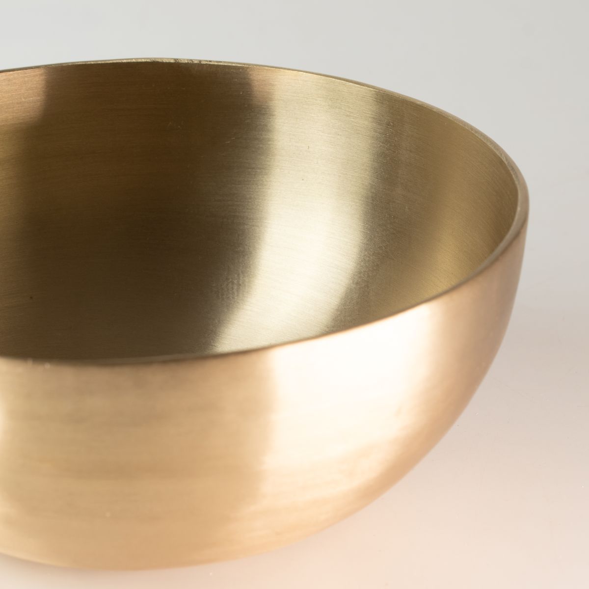 Chaken Handmade Singing Bowl – Large, 17cm, 800g