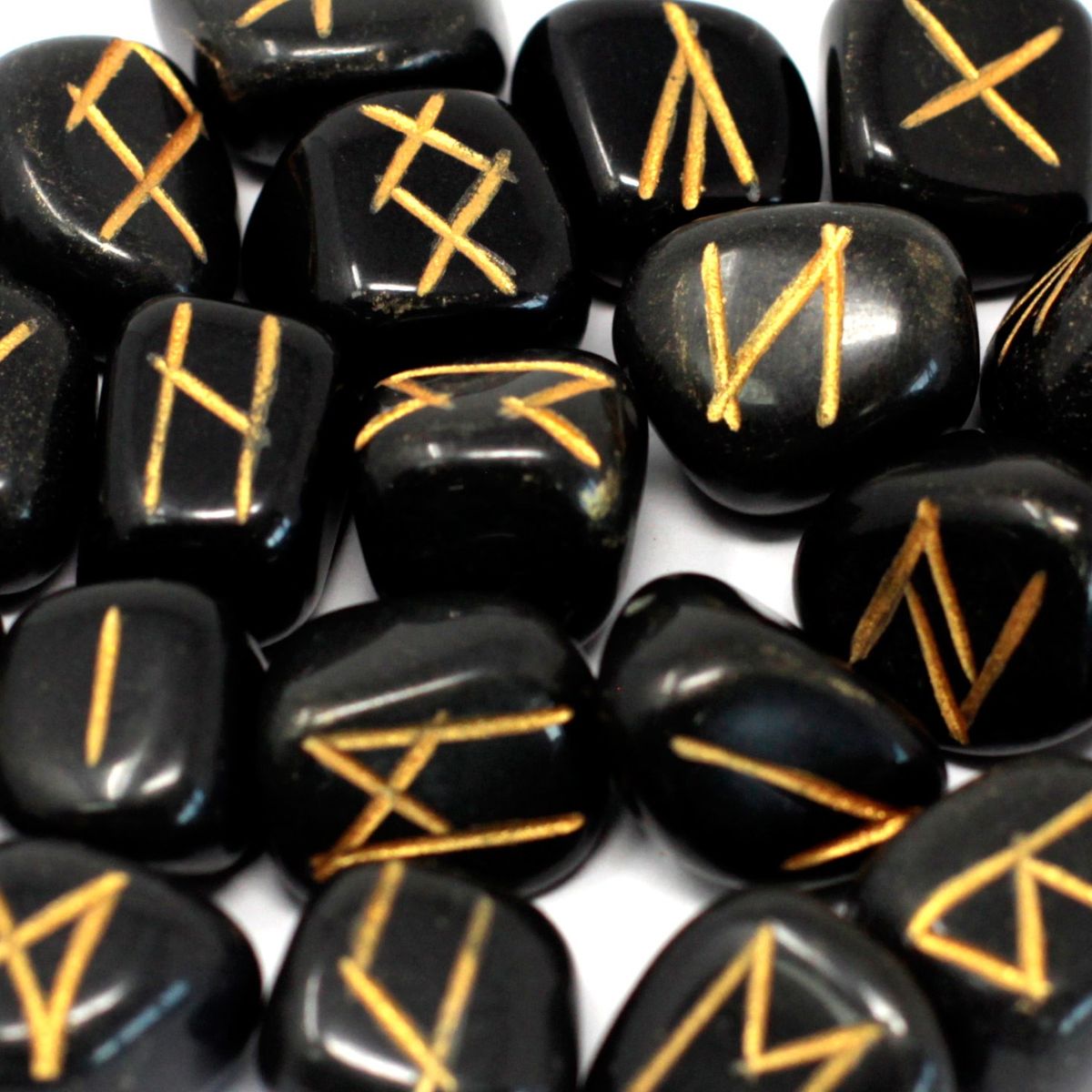 Rune Stone Set in Pouch – Black Agate