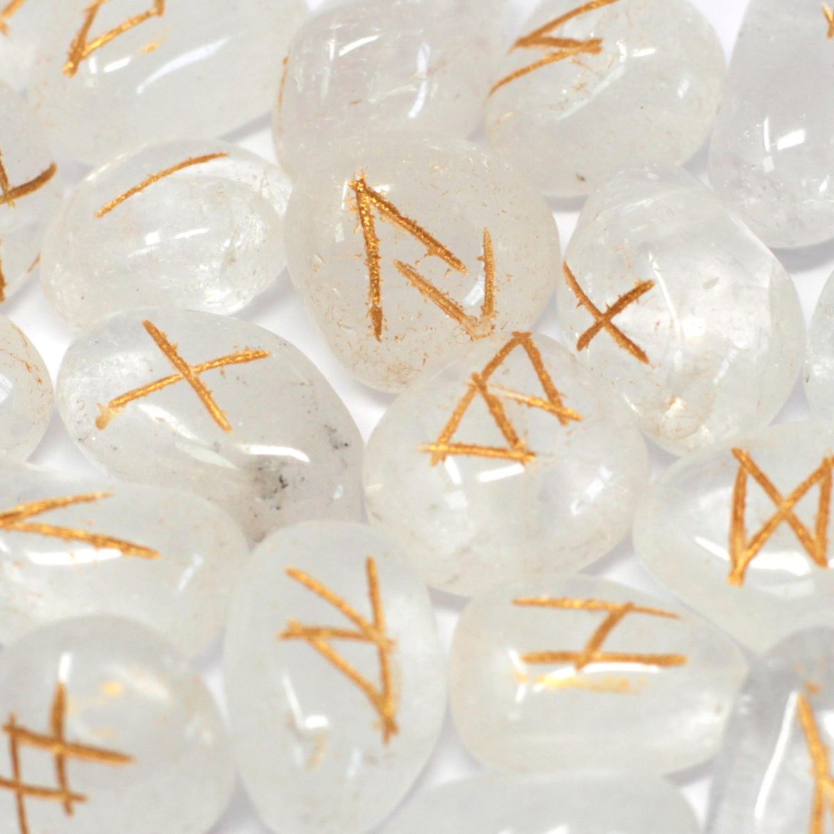 Rune Stone Set in Pouch – Crystal
