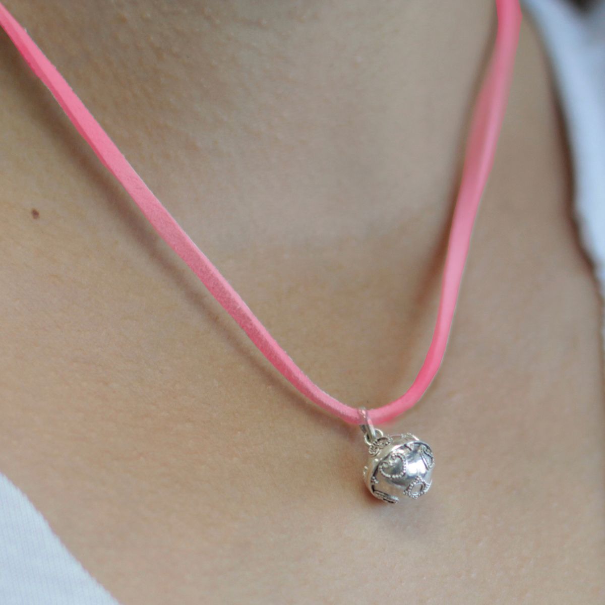 Silver Angel Bell – Love, 12mm