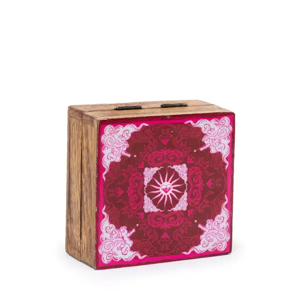 Hop Hare Small Enamelled Square Box – Heart & Cupid
